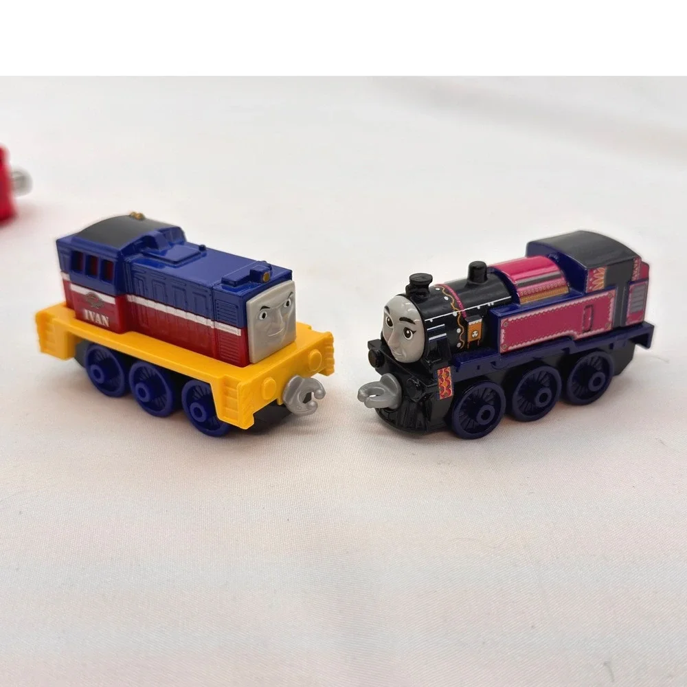 Thomas & Friends Take-n-Play Diecast Train Lot Thomas James Victor Ivan Ashima